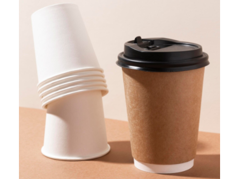 Vasos de cartón desechables